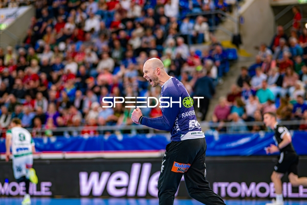 Torwartjubel Tibor Ivanisevic (16;Frisch Auf Göppingen)