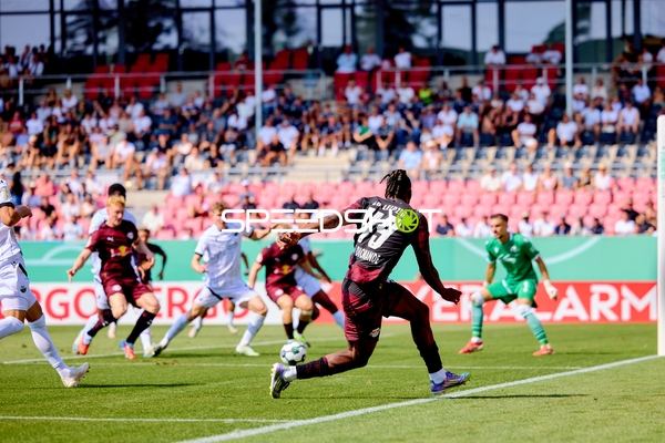 Duell vor dem Tor, Leipzig, Sandhausen