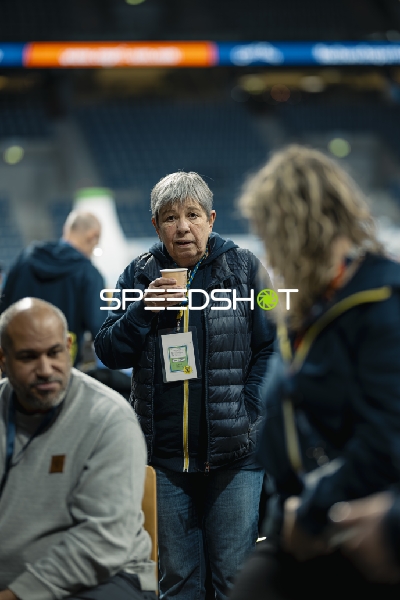 Personen im Gespräch