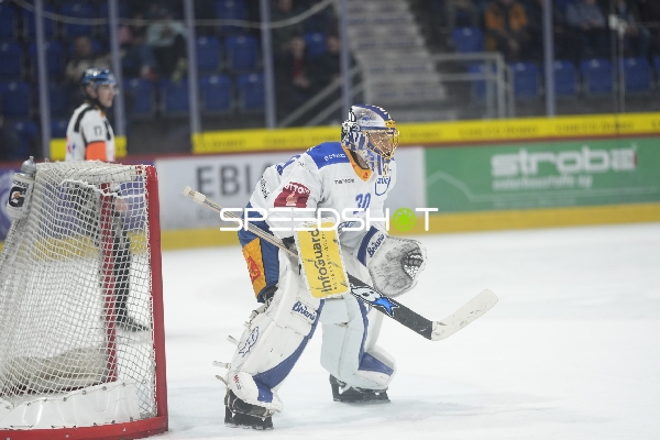 Torwart Leonardo Genoni (30; EV Zug) in Aktion