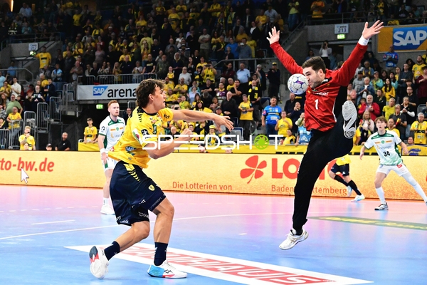 Gino Steenaerts (14; Rhein Neckar Löwen) wirft aufs Tor