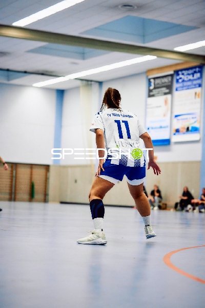 Spielerin mit Ballverteidigung