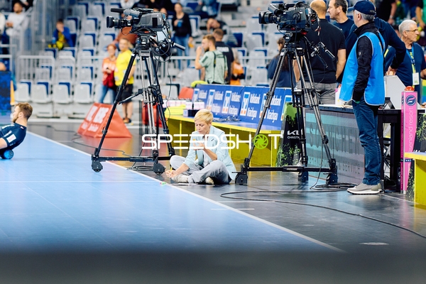 Moderation am Spielfeldrand