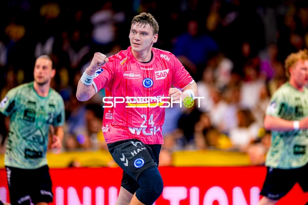 Jubel nach Tor von Lukas Laube (24; TVB 1898 Stuttgart)