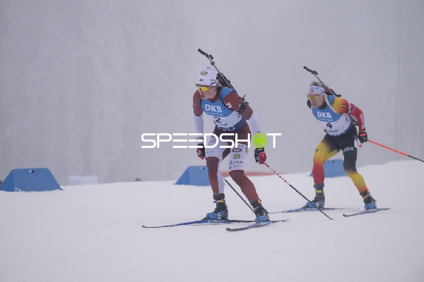Sprint der Männer mit Renars BIRKENTALS (2; Biathlon Männer) und Thierry LANGER (4; Biathlon Männer)