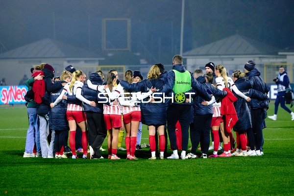 Mannschaftsbesprechung nach Spiel