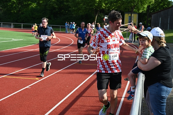 Läufer beim TVE Sommerlauf