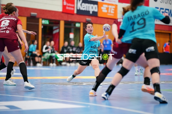 Natsuki Aizawa (23; Thüringer HC) und Luca Farago (19; Thüringer HC) in Aktion