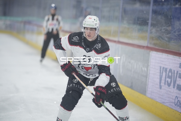 Gaël Haas (28; Lausanne HC) mit Puck am Eis