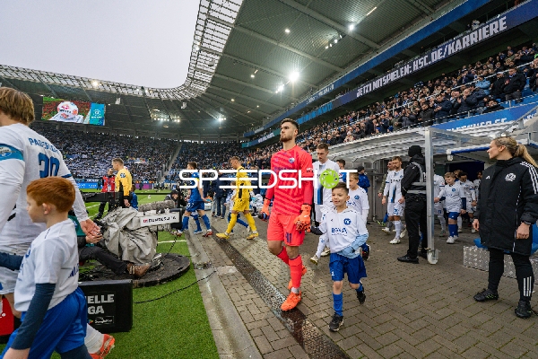 Spieler beim Einlaufen