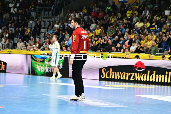 Domenico Ebner (1; SC DHfK Leipzig) im Tor