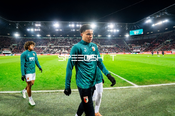 Spieler beim Aufwärmen