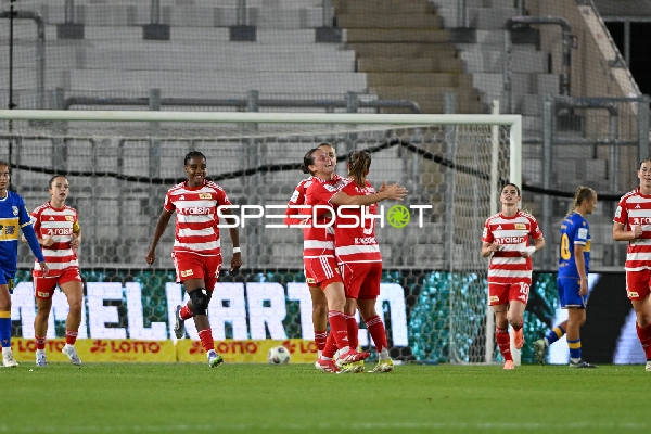 Union Berlin feiert Tor