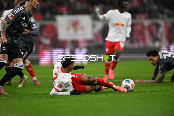 Zweikampf um den Ball