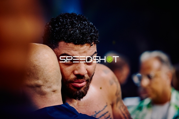 Emanuel Odiase in Ringside Zone