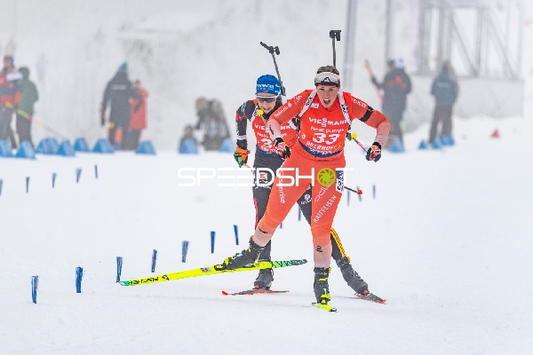 Biathlon, BMW IBU WORLD CUP BIATHLON, Sprint Frauen 7,5 km, Oberhof, Deutschland, HAECKI-GROSS Lena #33 SUI, PREUSS Franziska #36 GER