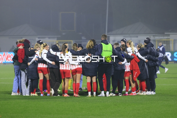 Teamkreis nach Spiel