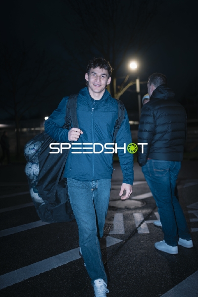 Gino Steenaerts (14; Rhein Neckar Löwen) mit Balltasche