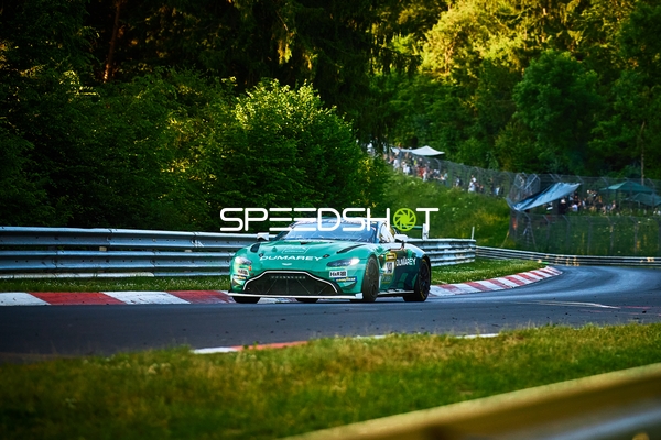 Rennfahrzeug auf der Nordschleife