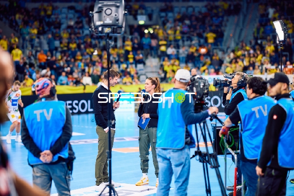 Interview auf dem Spielfeld