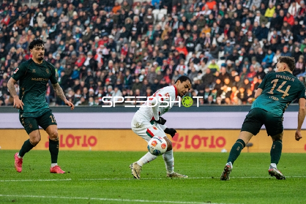 Ballkontrolle und Verteidigung