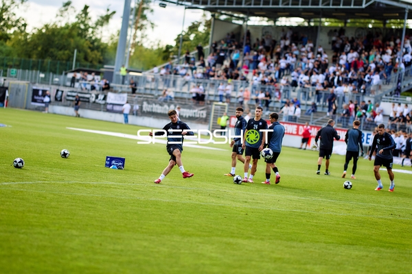 SV Sandhausen vs FSV Frankfurt 1 Spieltag Aufwärmen