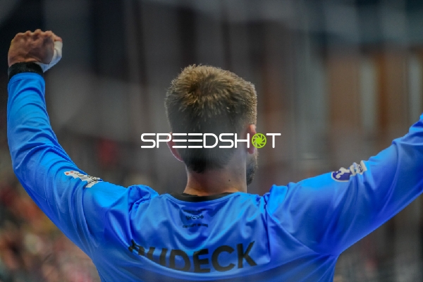 Torwart von Bergischer HC in Aktion