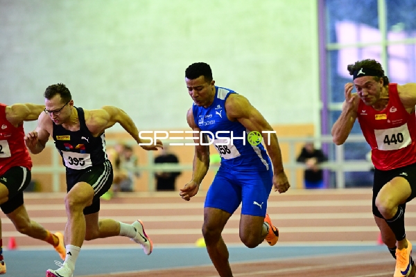 Sprintstart mit Kirstges Pascal (440; LG Rhein-Wied) und Salakiaku Lionel (358; TSV SCHOTT Mainz)