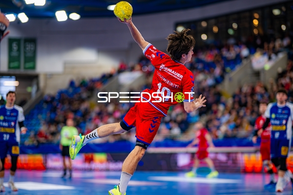 Gonzalo Perez Arce (19, SG BBM Bietigheim) beim Wurf