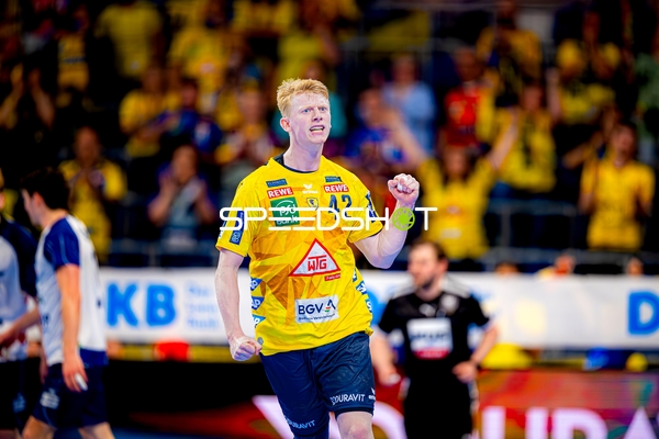 Torjubel Jon Lindenchrone Andersen (42;Rhein Neckar Löwen)