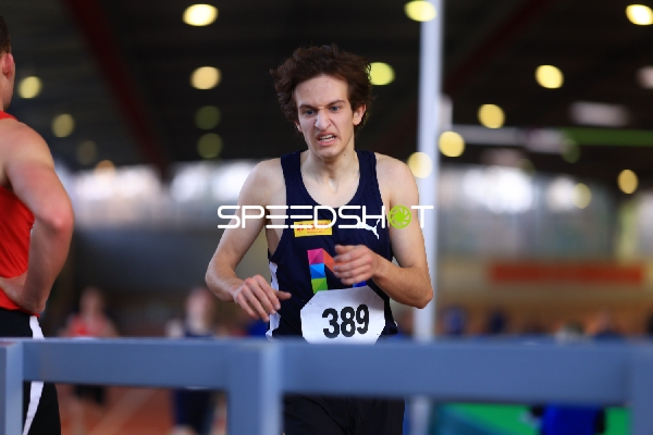 Läufer Rathje Felix (389; USC Mainz) in Aktion