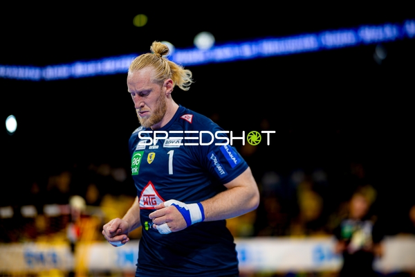 Torwart bereitet sich vor