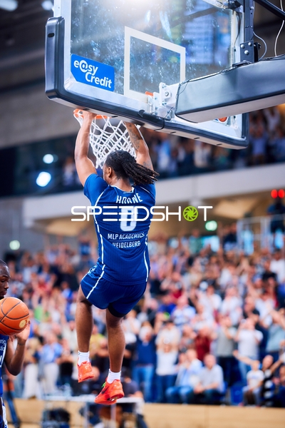 Dunk DJ Horne (0;MLP Academics Heidelberg) easyCredit BBL