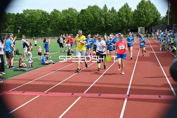 TVE Sommerlauf Edingen 2025 Zieleinlauf
