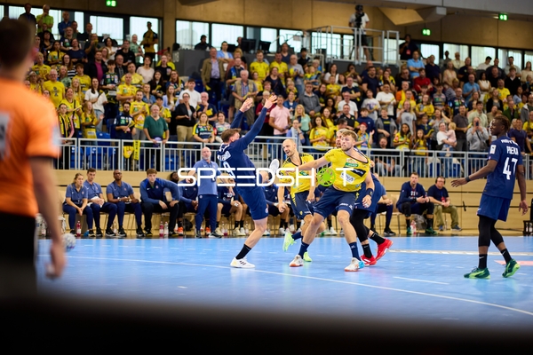 Handballspiel in Aktion