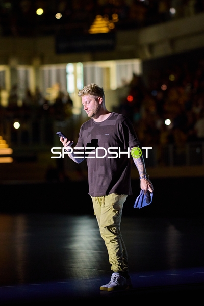 Moderation im SNP Dome