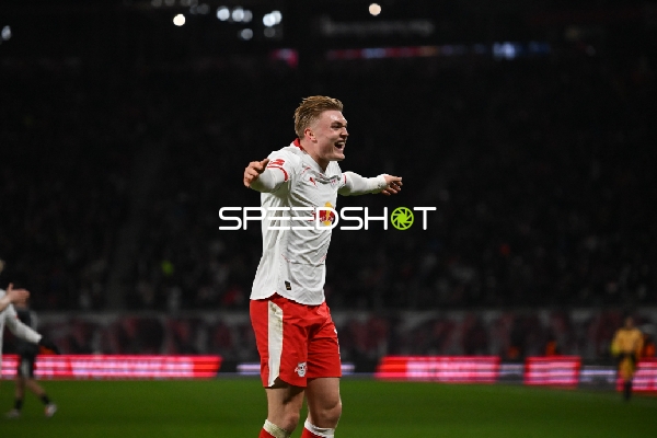Jubel von Conrad Harder (11; RB Leipzig)