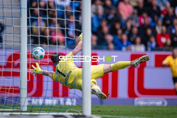 Torwartparade Julian Krahl (1, 1. FC Kaiserslautern)