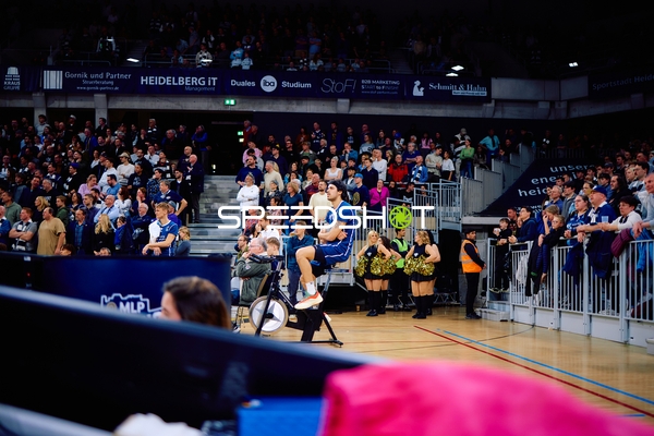 Aufwärmphase vor spannendem Spiel