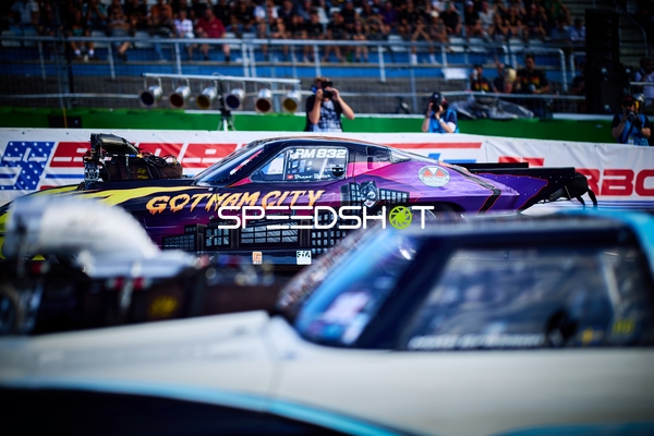 Drag Racing Fahrzeuge am Start