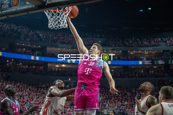 Patrick Heckmann (33; Telekom Baskets Bonn) in Aktion