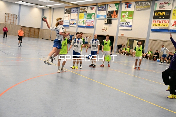 Wurf von Max Mustermann in der 2. Halbzeit