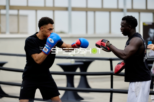 Ringside-Zone Face-Off