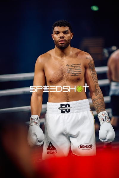 Boxer Schwergewicht Emanuel Odiase