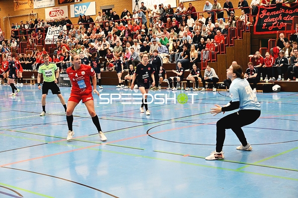 Intensives Passspiel zwischen Kurpfalz Bären und Mainz 05