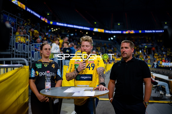 Moderation und Spielerinterview Kevin Gerwin (49; Rhein Neckar Löwen) und Mathias Larson (4; Rhein Neckar Löwen)
