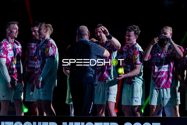 Füchse Berlin mit Medaillen