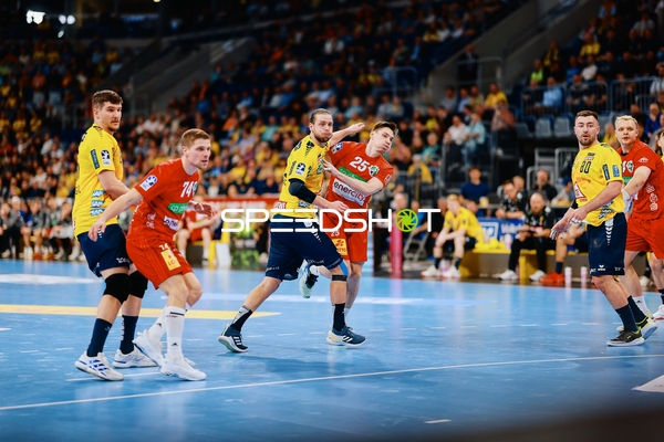 Spielszene mit mehreren Spielern