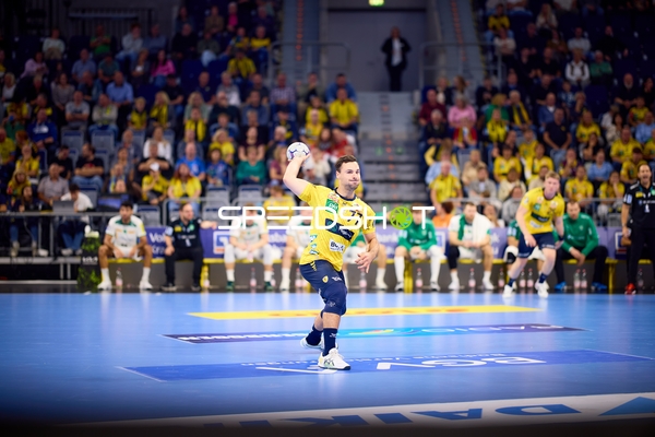 1. Handball-Bundesliga: Dani Baijens (77; Rhein Neckar Löwen) wirft