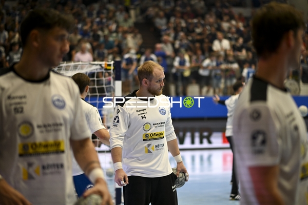 Peter Walz (14; ThSV Eisenach) im Tor